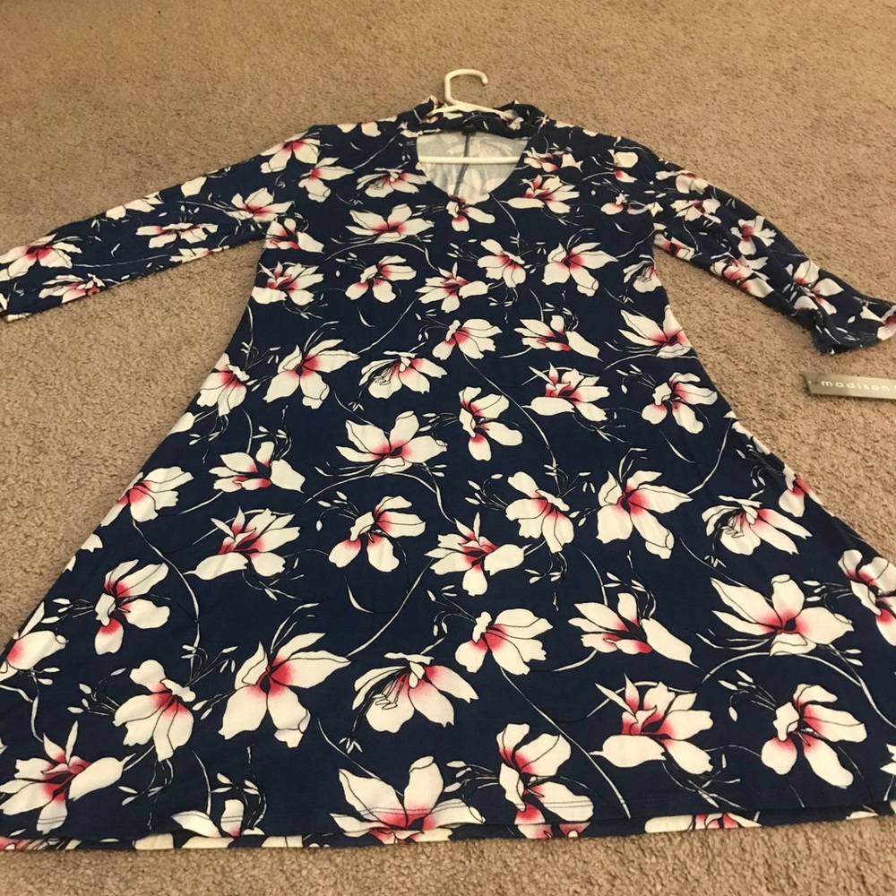 NWT Sz M Madison Leigh Dress Navy Coral